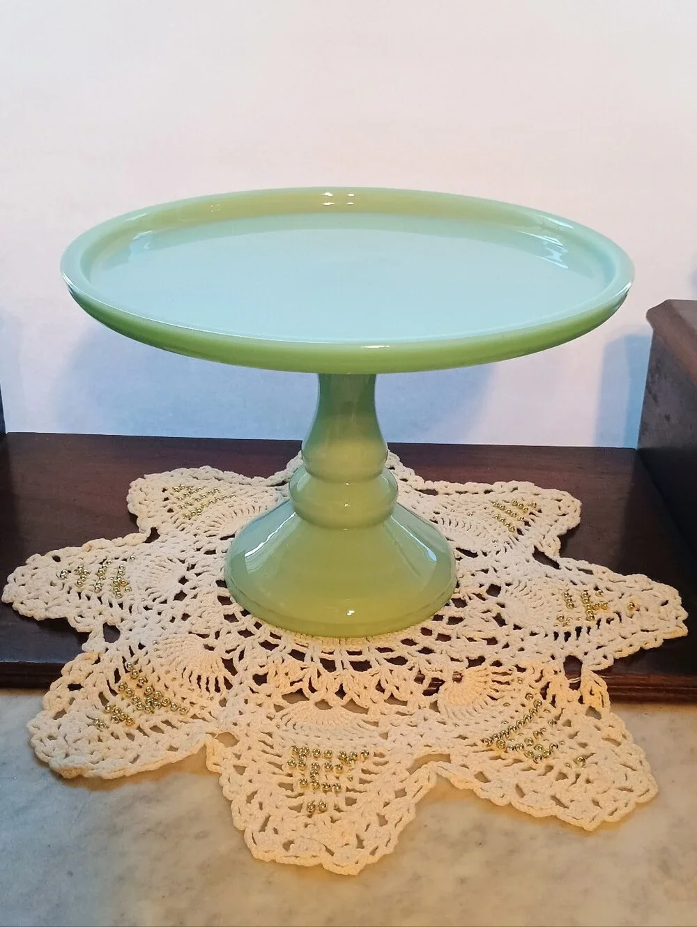Jadeite Cake Pedestal (10 Inches)